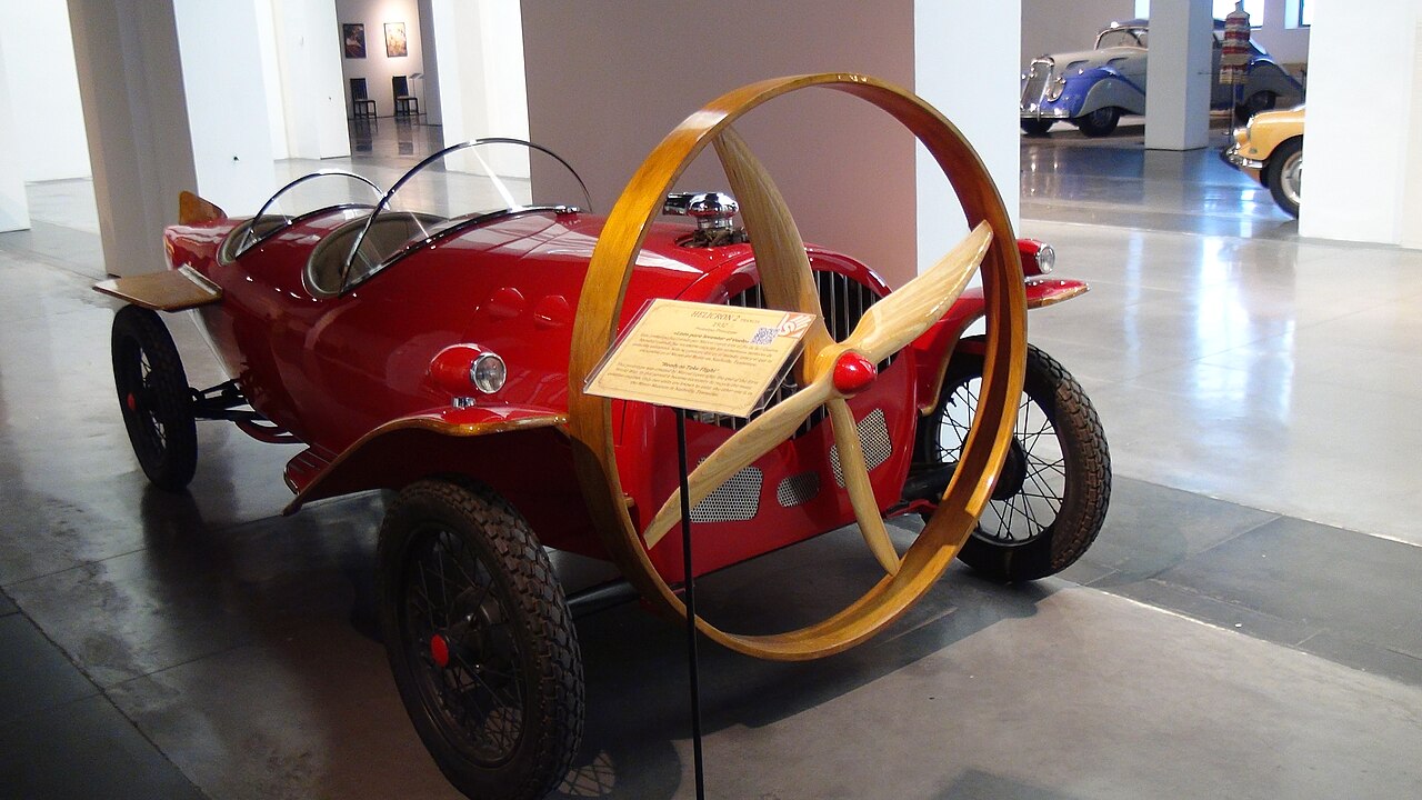 helicron alternate text